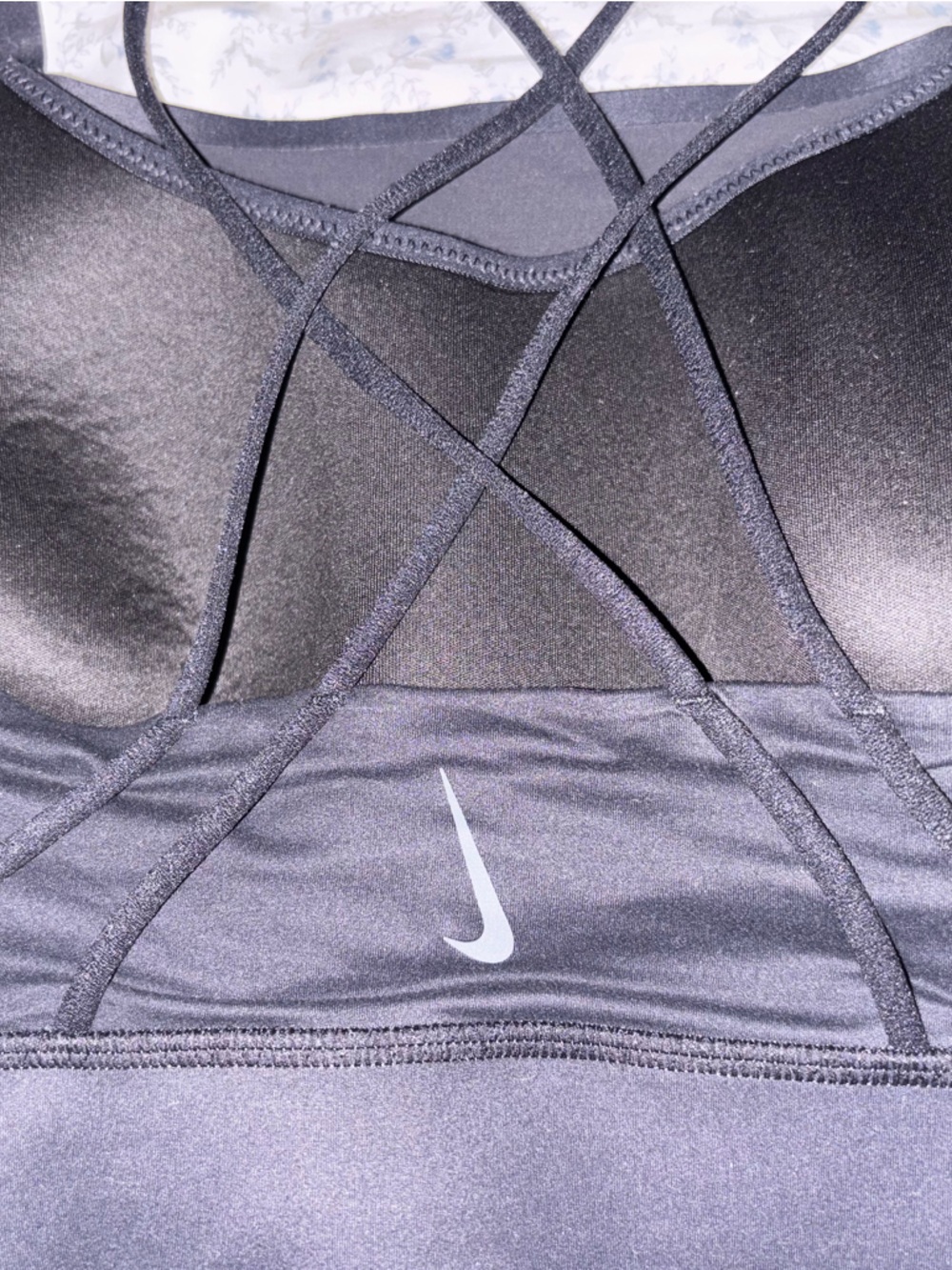 Nike Sports Bra - Picture 4 of 5